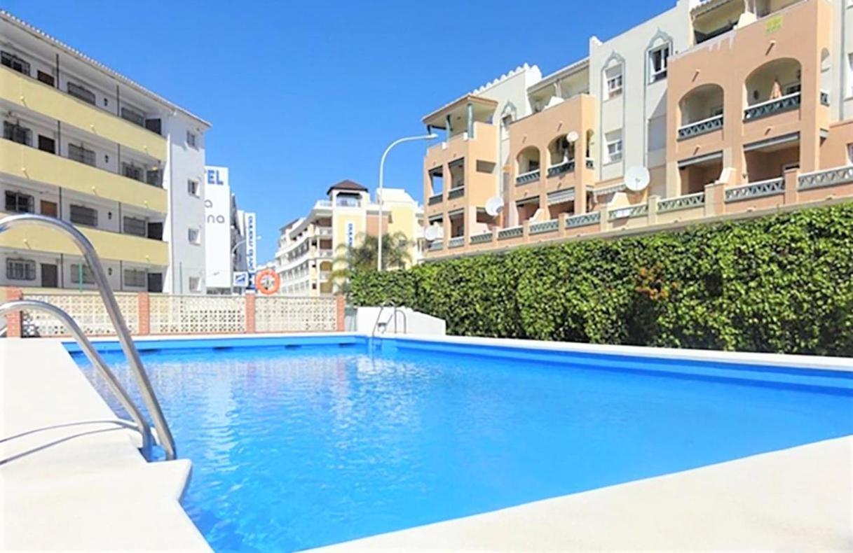 1 Bedroom Beachfront Apartment At Torecilla Beach ネルハ エクステリア 写真